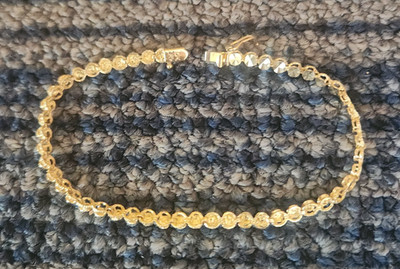 2.9 dwt 10K Yellow GOLD Chain Bracelet approx 7.5 inches Nice Price Too