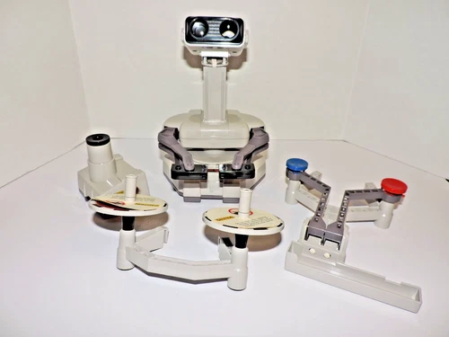 Nintendo NES R.O.B. Rob the Robot Operating Buddy Very Clean