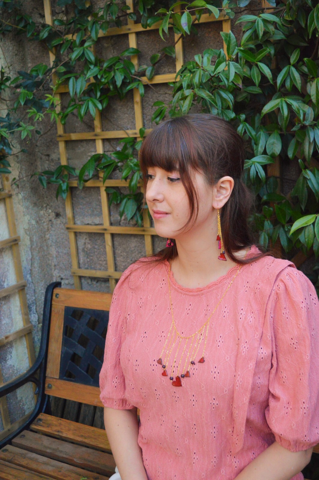 Collier et boucles d'oreilles grenat et acier inoxydable, le coffret cadeau idéal