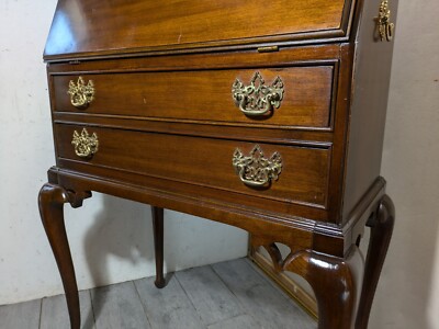 Vintage Thomasville Mahogany Wood Queen Anne Drop Front Secretary