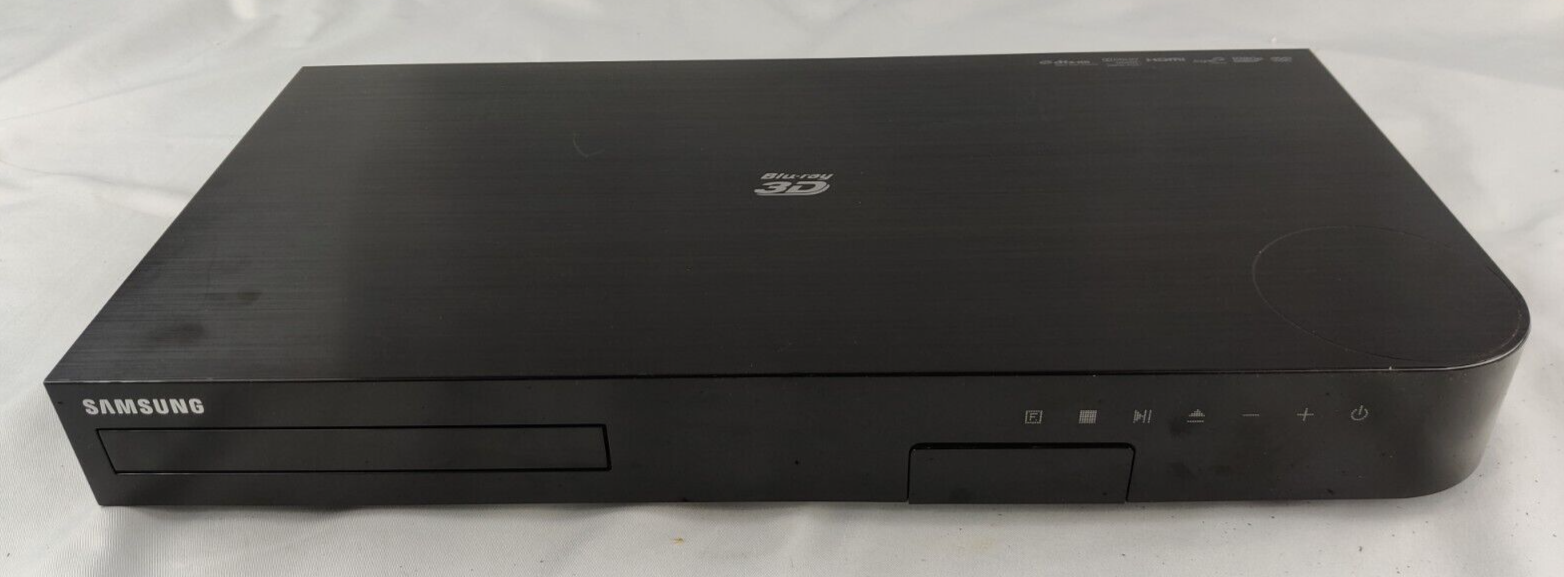 Samsung Home Theater Entertainment System BluRay 3D DVD 5.1 Channel HT