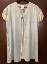 UNDERCOVER WEAR Vintage Blue Satin Short Robe Medium Gown Kimono w/ Lace