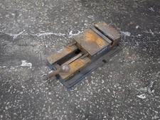KURT  6" VISE  11251380041
