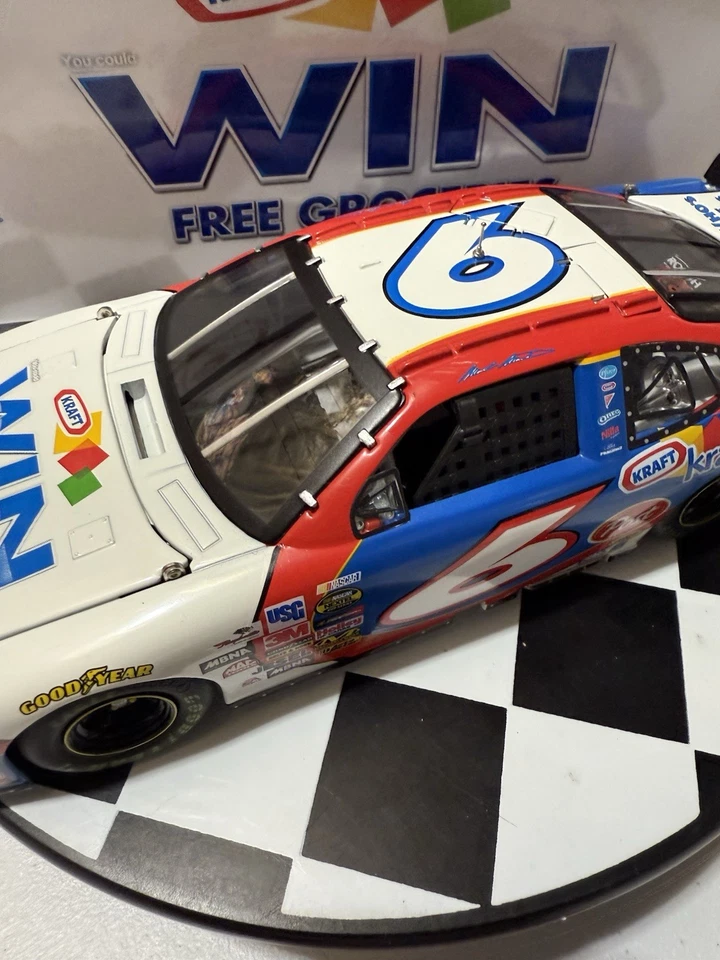Mark Martin #6 KRAFT 2005 Owners Series 1/24 Nascar Diecast SEALED! - Image 4 of 4