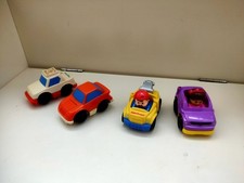 Vintage Fisher Price Autos: 2 x 90er Flip Track Cars & 2 x Little People Wheelies