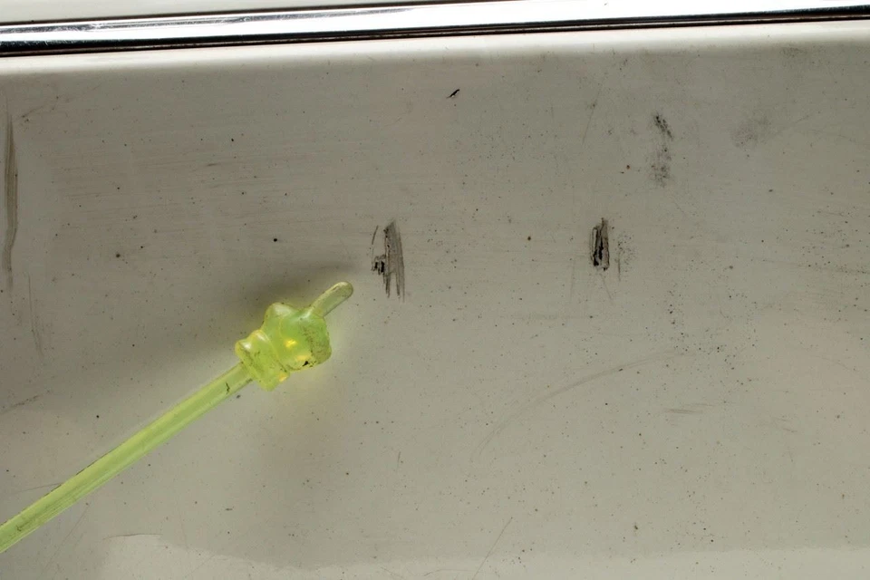 10-13 Mercedes-Benz E350 Sport 4Matic Rear Bumper Cover 21288044409999 OEM *ReaD - Image 3 of 4