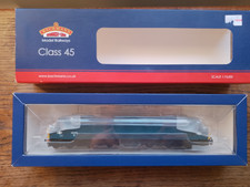 Bachmann 32-677 (OO) Class 45 Diesel No 45053 in BR Blue.