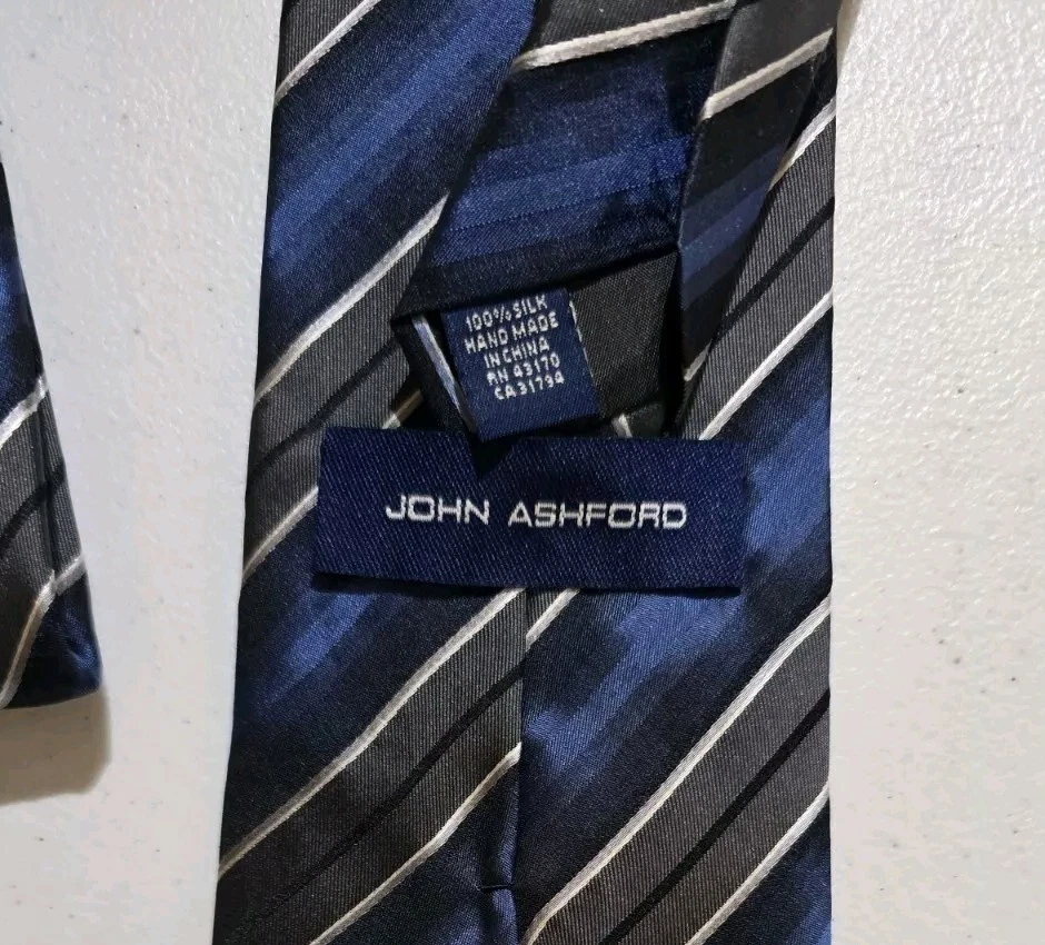 Vintage John Ashford Mens Necktie Blue Black Regimental Stripe Classic Silk EUC  - Image 3 of 3