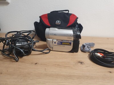 Original Sony DCR-DVD110E Camcorder Hybrid Handycam Digital Videokamera Kamera 