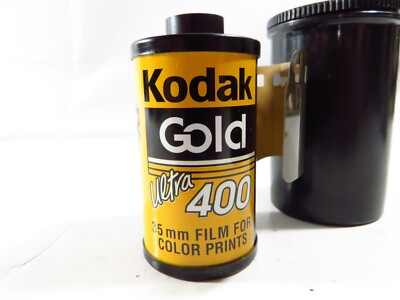 VINTAGE 35mm KODAK GOLD ULTRA 400 (24EXP FILM), Unused, FREE 2-3