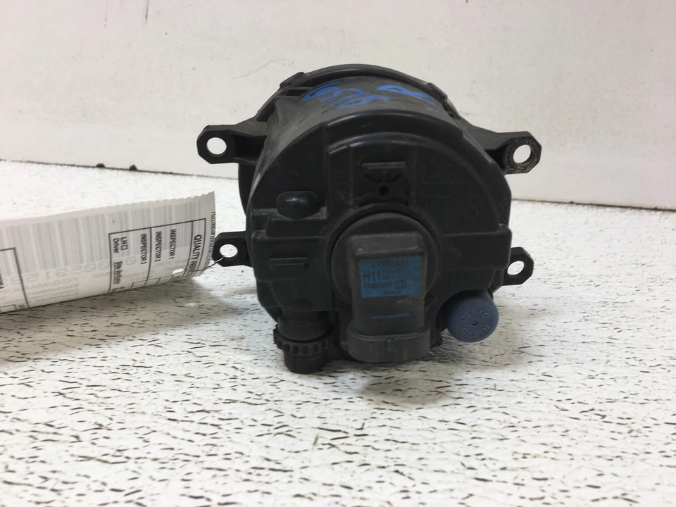 11 LEXUS CT200H Fog mark park turn Light lamp Fog-driving Rh - Image 2 of 2