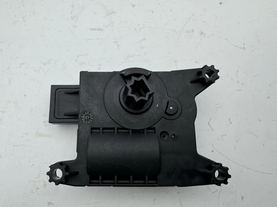 2020-2024 LINCOLN AVIATOR FORD EXPLORER HVAC AC HEATER FLAP  MOTOR ACTUATOR OEM - Image 4 of 4