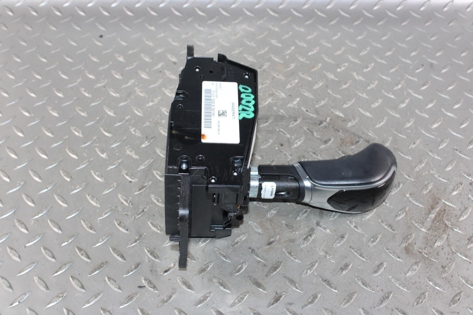 14-17 Ghibli Automatic AT Console Mounted Gear Shifter Lever Selector Factory OE