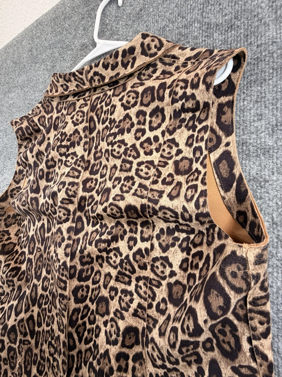 Chico's Leopard Print Fleece Zip Front Lined Vest Womens Size 2 Brown Black - product detail image 14