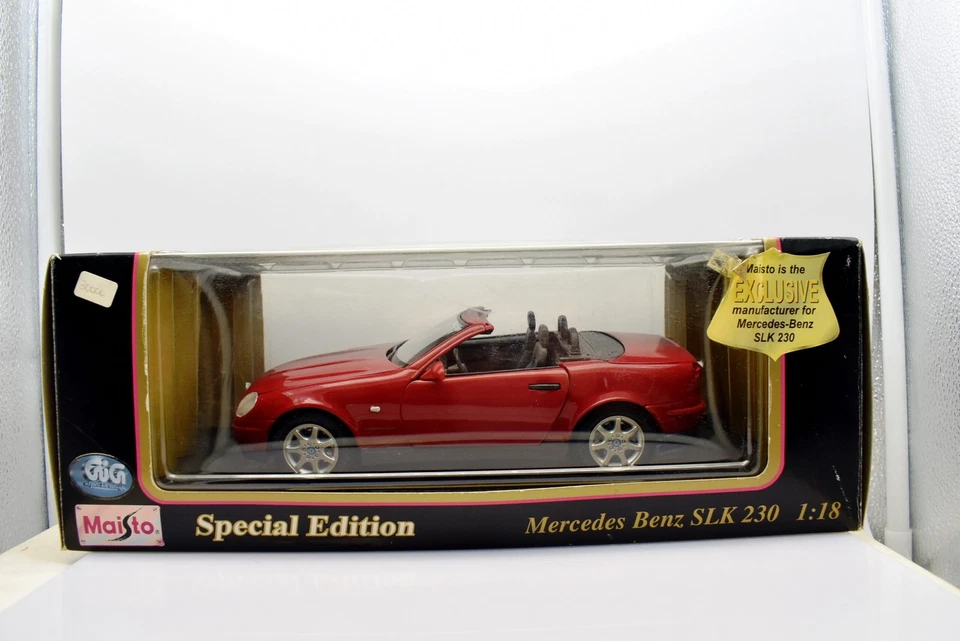 Modellino auto scala 1:18 Mercedes benz SLK 230 modellismo statico collezione - Immagine 2 di 4