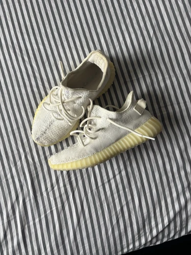 Crema bianca Yeezy boost 350