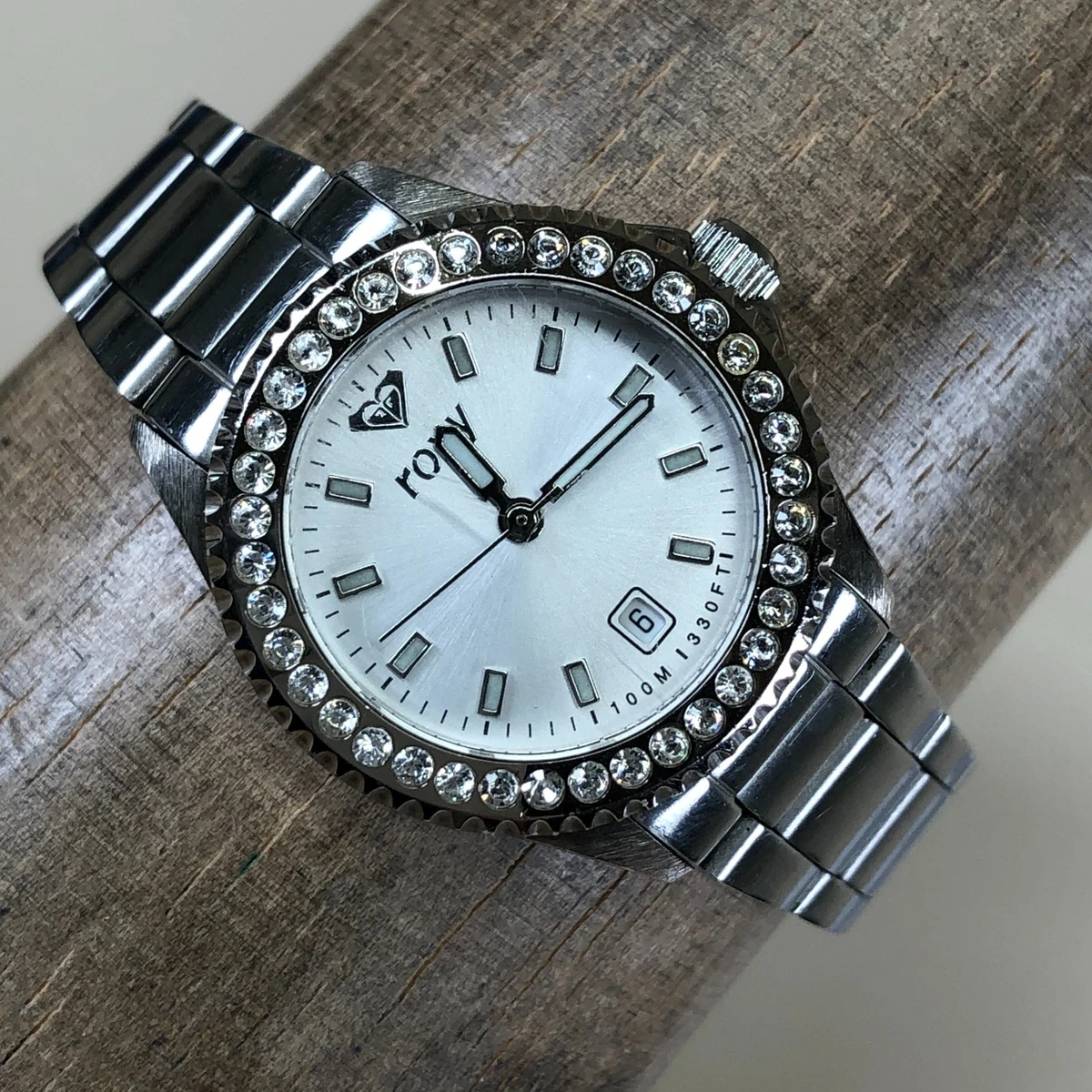 Roxy Winki Womens Watch Silver Tone Mother of Pearl Dial Silicone Band Works Roxy Silicone Watches for Women | Mercari main image 4