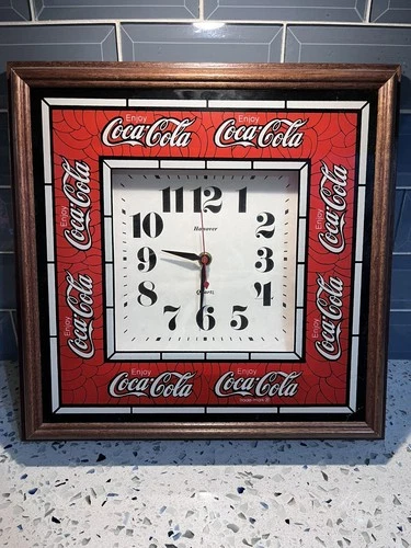 Vintage 1990s Hanover Quartz Coca Cola Wall Clock Memorabilia