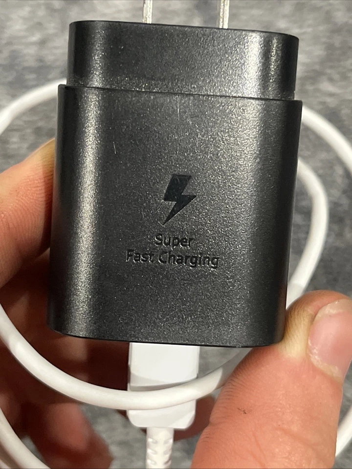 Adaptador de viaje de carga súper rápida Samsung EP-DN980 TA800 3 pies - blanco Foto 3 de 4