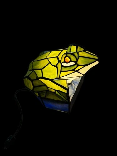 Stained Glass Frog Table Lamp Night Light Tiffany-Style Accent Light VTG 10 Inch