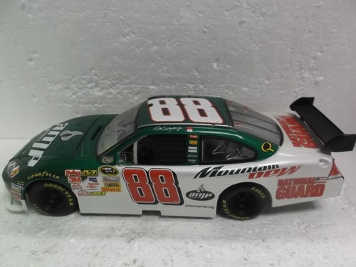 2008 ACTION DALE EARNHARADT JR. #88 AMP ENERGY/MT. DEW AUTOGRAPHED 1:24 - Picture 2 of 8