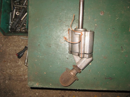 ORIGINAL TR5 OIL PUMP