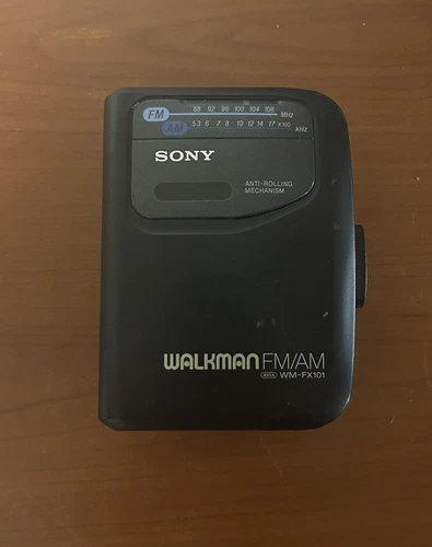 Sony Walkman WM-FX101 Cassette Player FM/AM Radio W/ Belt Clip UNTESTED READ VTG