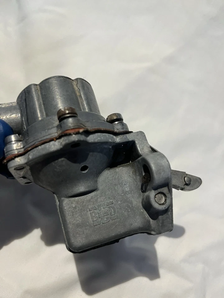 Bomba de combustible de repuesto Mercedes-Benz 190SL M121 220 M180 Foto 3 de 4