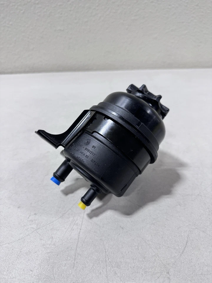 2001-2002 BMW Z3 E36 M54 Power Steering Reservoir OEM Used #5643 - Image 3 of 4