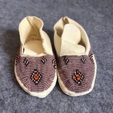 Vintage Beaded Moccasins Native American Cheyenne River Sioux  Infant Child