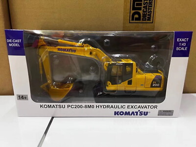 KOMATSU　PC200　1/43? s-l400.jpg