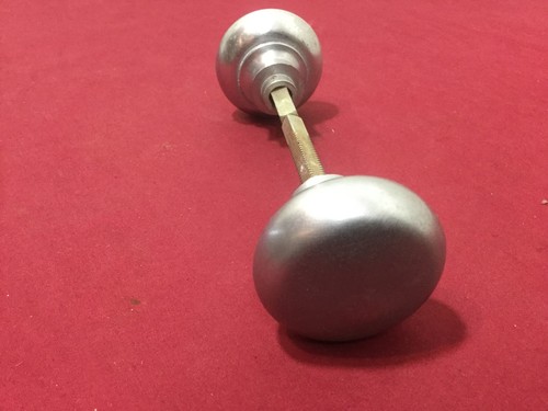 Perillas y husillo de mortaja comercial de marca desconocida - cerrajero - Imagen 2 de 4
