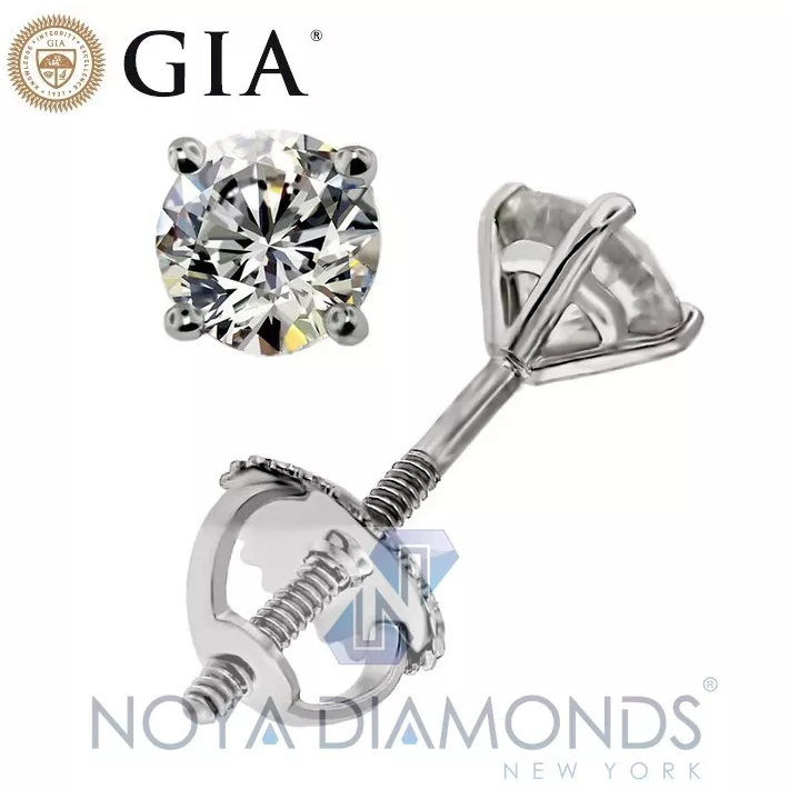 Gia certified deals diamond studs