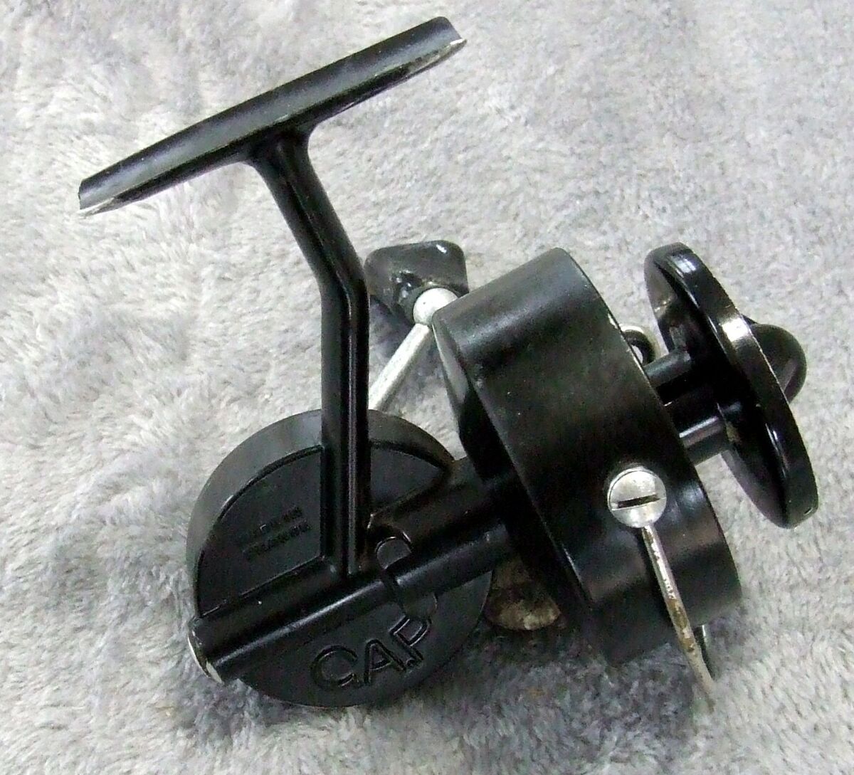 Vintage C.A.P Ultra Light Spinning Reel-Pre. Mitchell-France Vintage C.A.P Ultra Light Spinning Reel-Pre. Mitchell-France