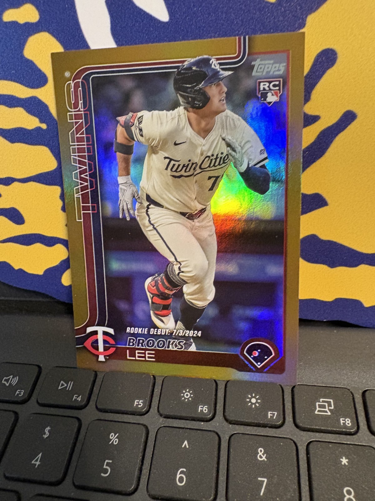 Brooks Lee (R) 2025 Topps Update #US243 Gold Rainbow Foil #16 of 50!