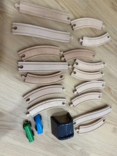 IKEA WOODEN 16 PC TRAIN TRACK SET WITH 2 TRAIN PIECE CLASSIC TOY