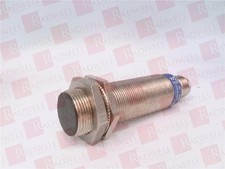 SCHNEIDER ELECTRIC XS1M18MA239K / XS1M18MA239K (NEW NO BOX)