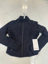 Lululemon Define Cropped Jacket Women's Size 10 Black Nulu Fabric Zippered Pocke