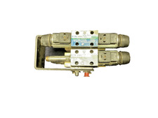 Unbranded Valves-HEAVY EQUIP- 2xSOLENOID-2xCOUNTERBALANCE-|1xMANIFOLD -BRACKETS!