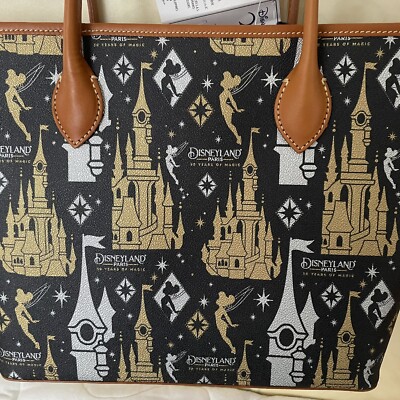 完売品★ディズニー　ドゥーニー＆バーク　ディズニーランドパリ　トートバッグ 2022 Disney Disneyland Paris Dooney & Bourke 30th