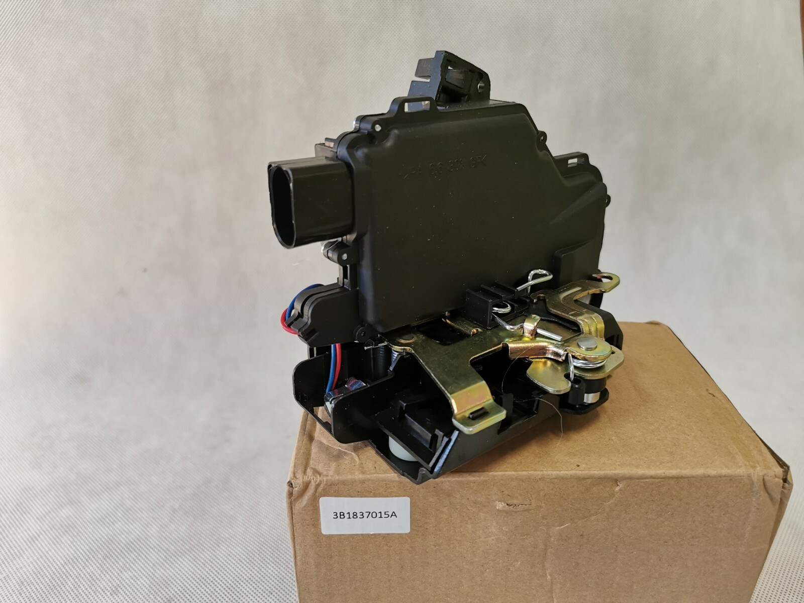 Serrure moteur avant gauche résout blocage portière Seat Leon Toledo Octavia