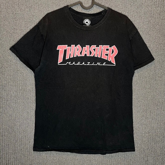Thrasher Tshirt men's Medium Black Graphic Print Retro Vintage Skate San Francis-image