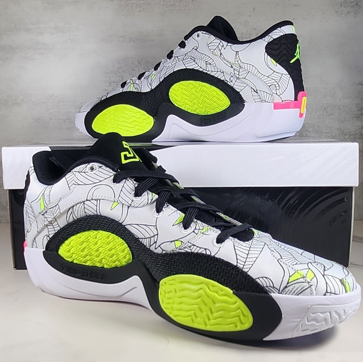 11m/ 12.5w - Jordan Tatum 2 Momma's Boy white/volt black