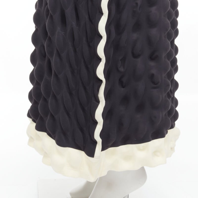 ISSEY MIYAKE 2000 Vintage Runway Egg Carton black white ISSEY MIYAKE 2000 Vintage Runway Egg Carton black white