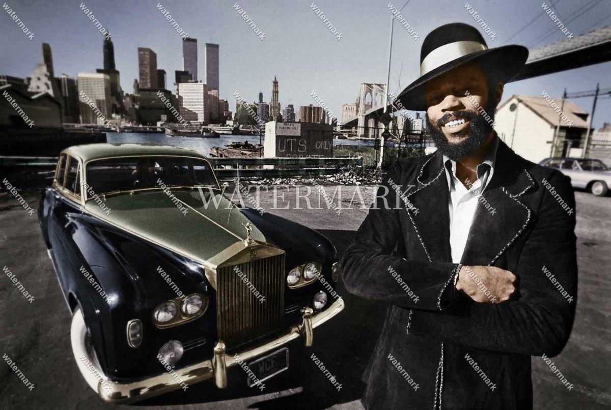 DT600 Clyde Frazier NY Knicks Rolls Royce 8x10 11x14 16x20
