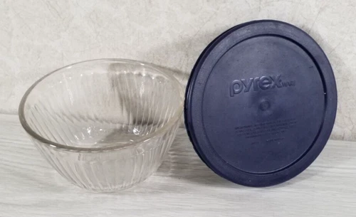 Pyrex Clear Glass 3 Cup Mixing Bowl 7401-S 750 mL 6" x 3.5" & lid SCULPTURED