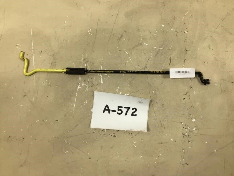 Dodge Grand Caravan 2012 capó varilla de hélice OEM+ Foto 4 de 4