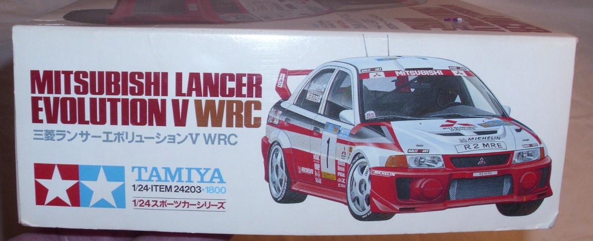 TAMIYA MITSUBISHI LANCER EVOLUTION V/WRC CAR MODEL KIT 1:24 BOXED