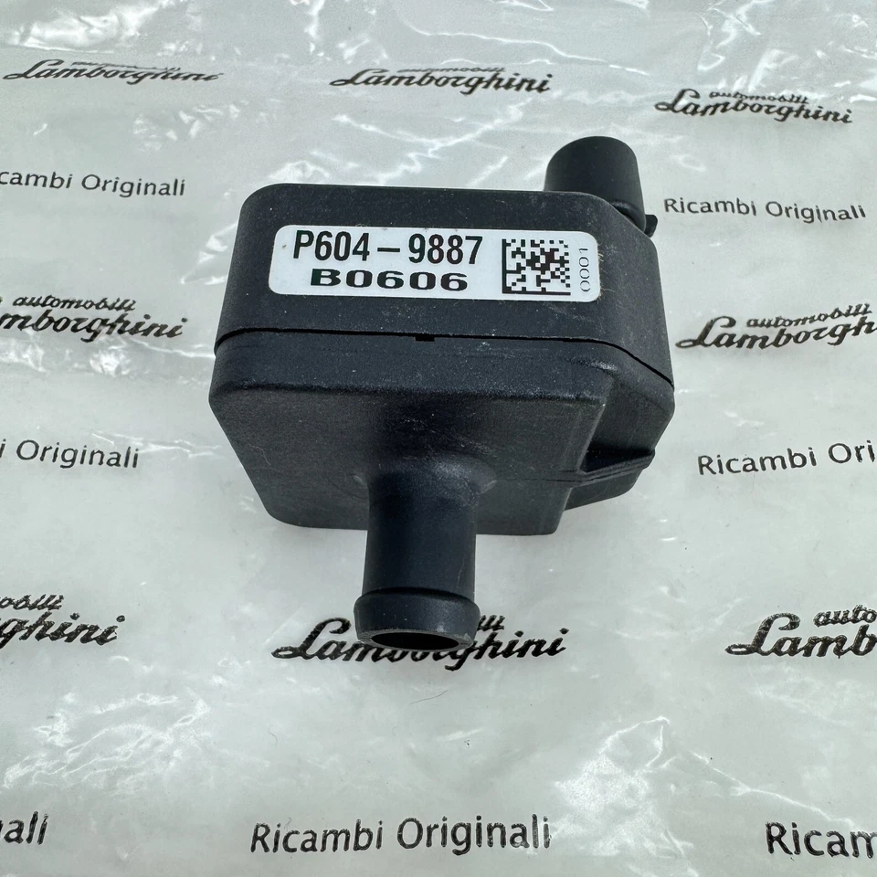 OEM Lamborghini Gallardo Murcielago Misfiring Emission Control Sensor 07L906261 - Image 2 of 4