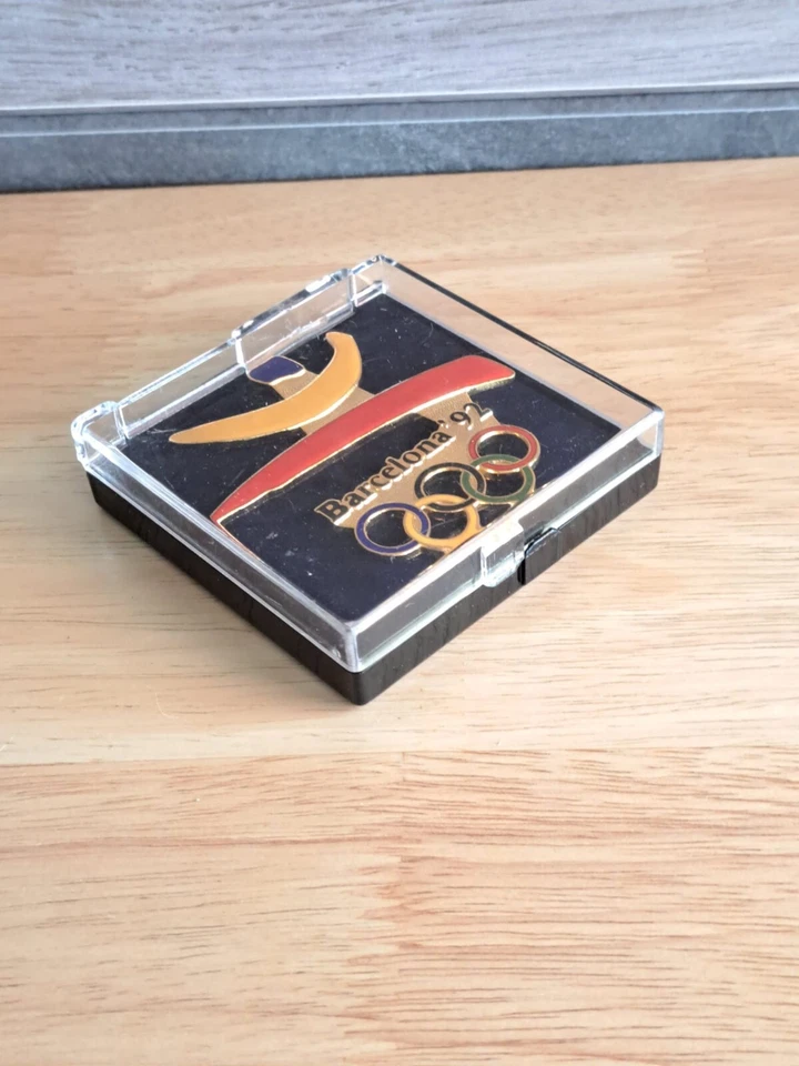BIG 8cm Olympic Pin Badge NOC IOC BARSELONA 1992 Limited Edition Numberplat - Image 4 of 4